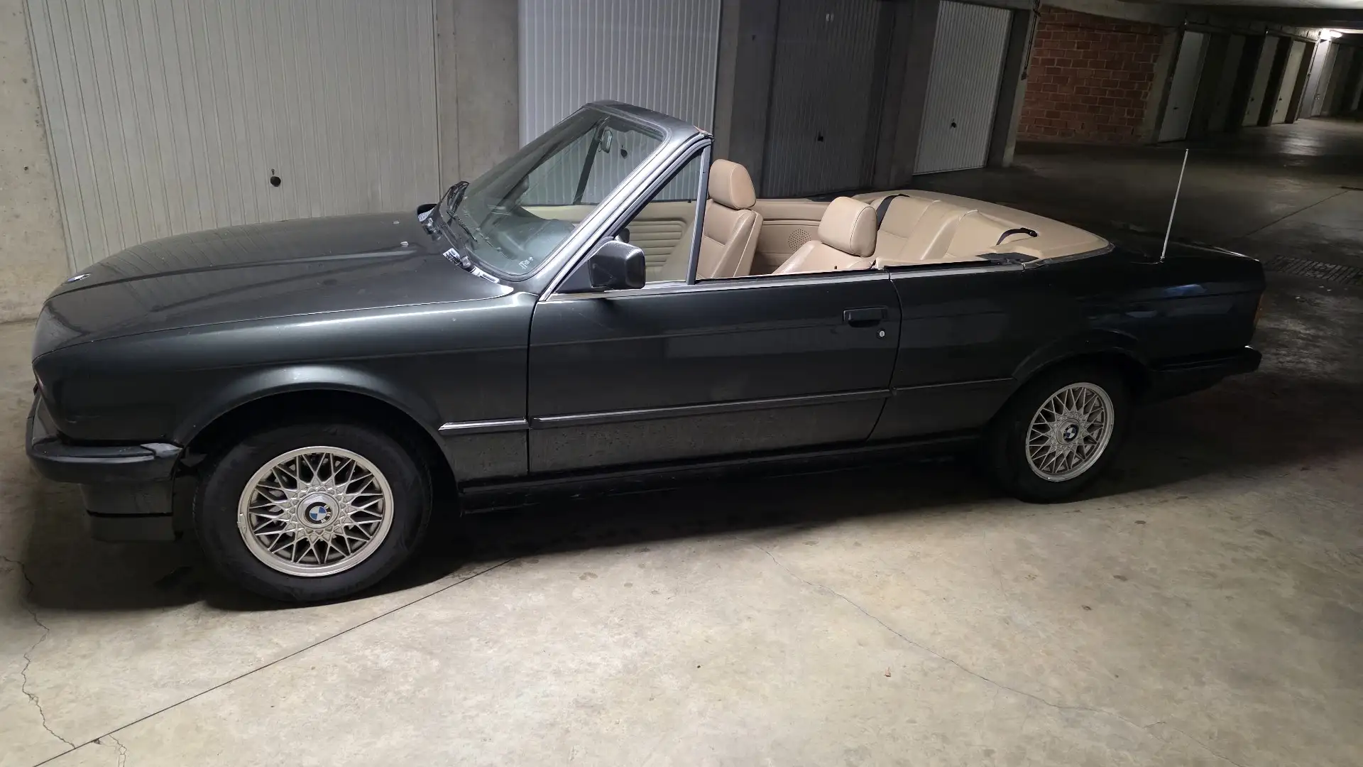 BMW 320 E30, CABRIOLET, AUTOMATIQUE, INTERIEUR CUIR, 1989 - 1