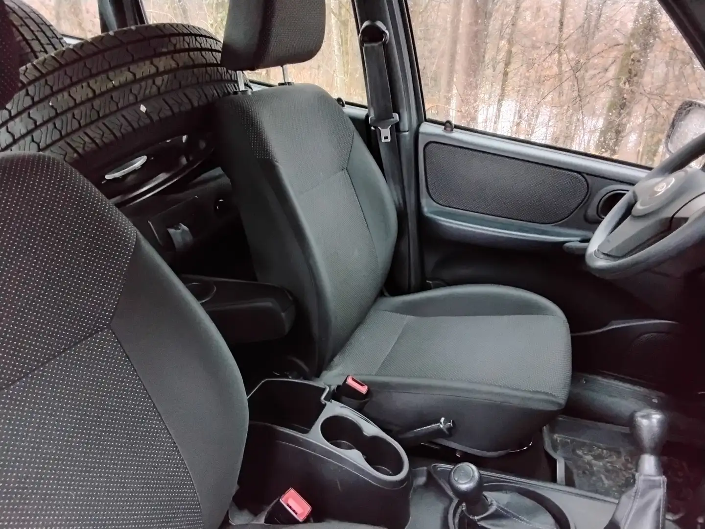 Lada Niva Niva 1.7i Grün - 2