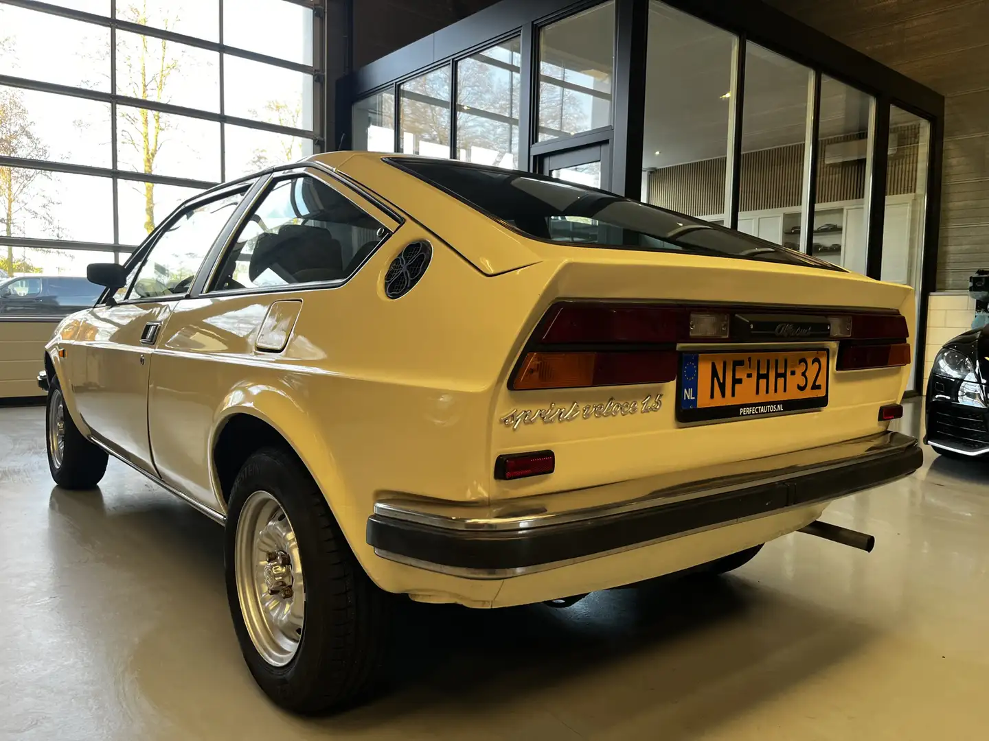 Alfa Romeo Alfasud 1.5 Sprint Plus Weiß - 2