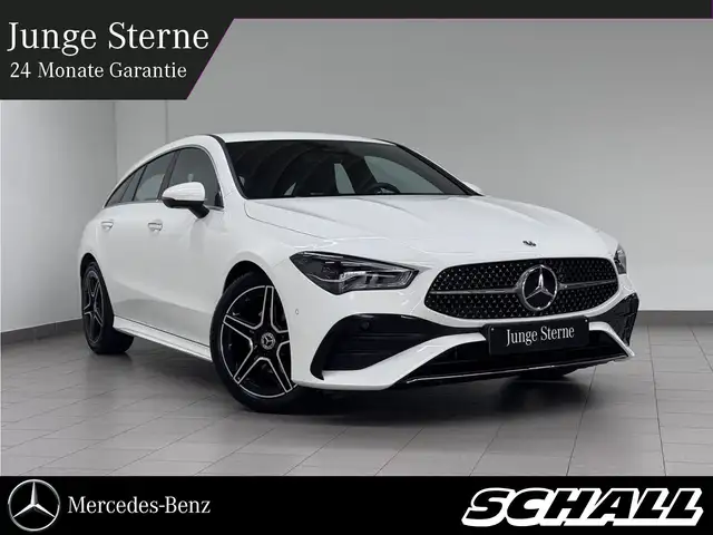 Mercedes-Benz CLA 180 AMG+DISTR+KEYLESS+LED+NAVI+360°+AMBIE