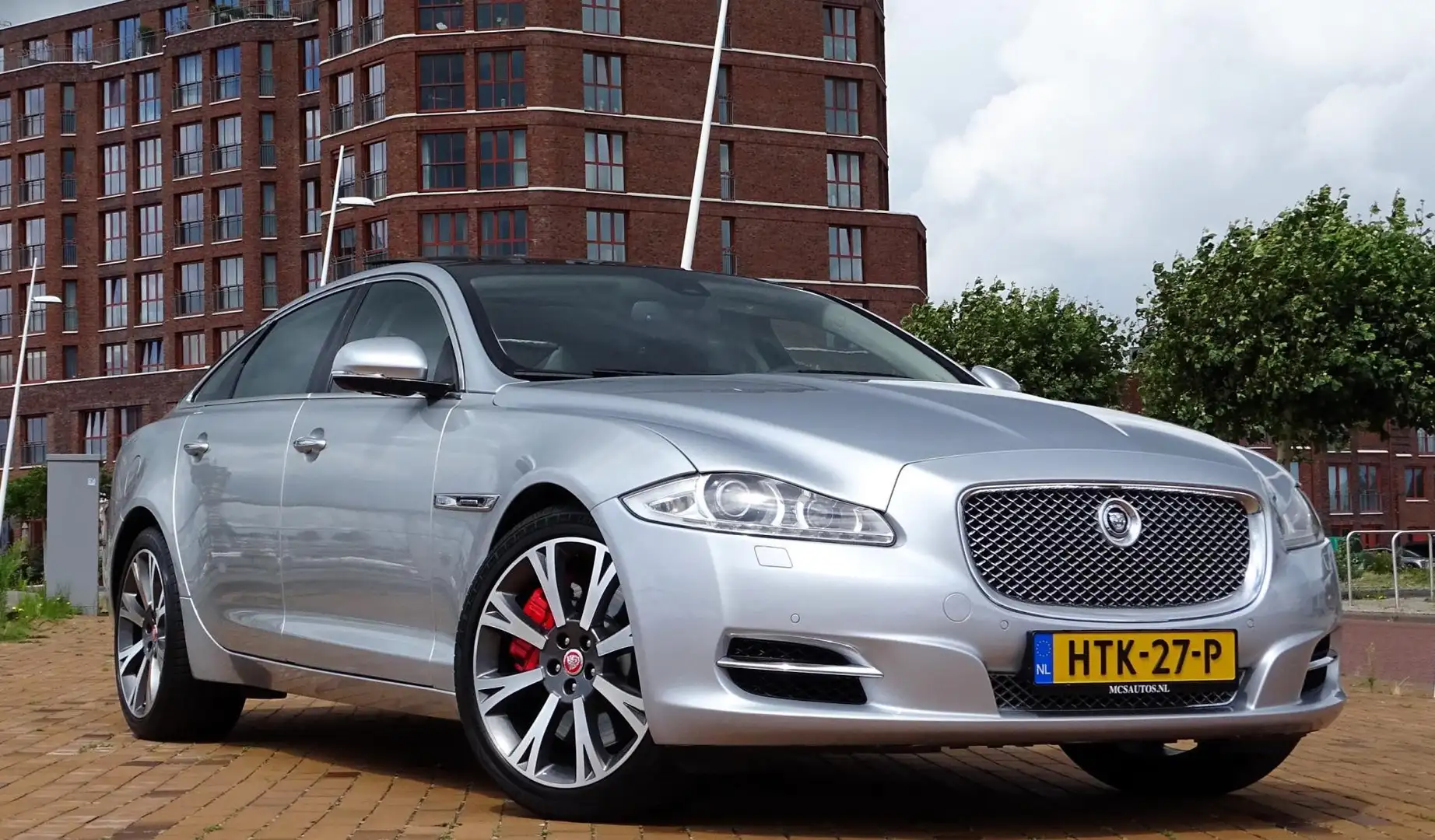 Jaguar XJ 5.0 V8 SC Supersport LWB Portfolio 98dkm Vol! Grijs - 1