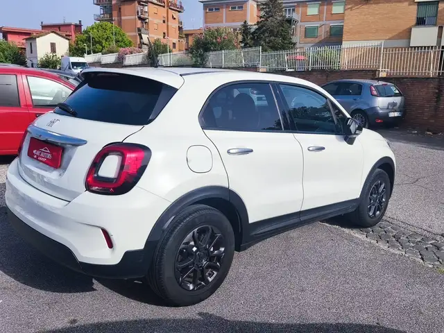 Fiat 500X view 4