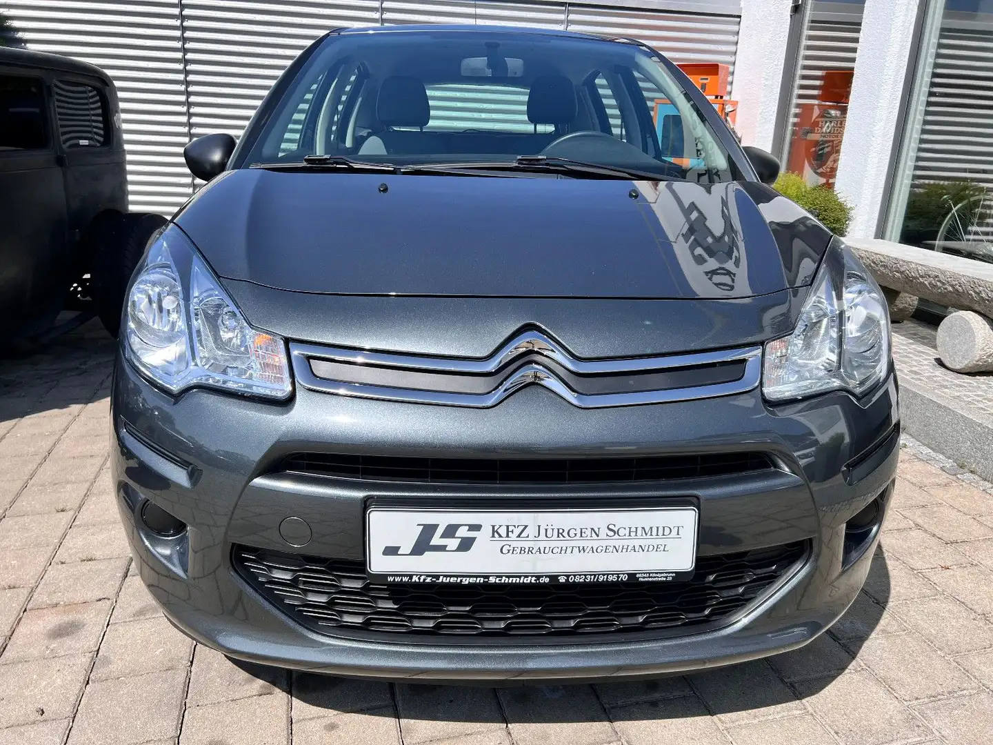 Citroen C3 1,0 Attraction Klima TÜV NEU Grau - 2