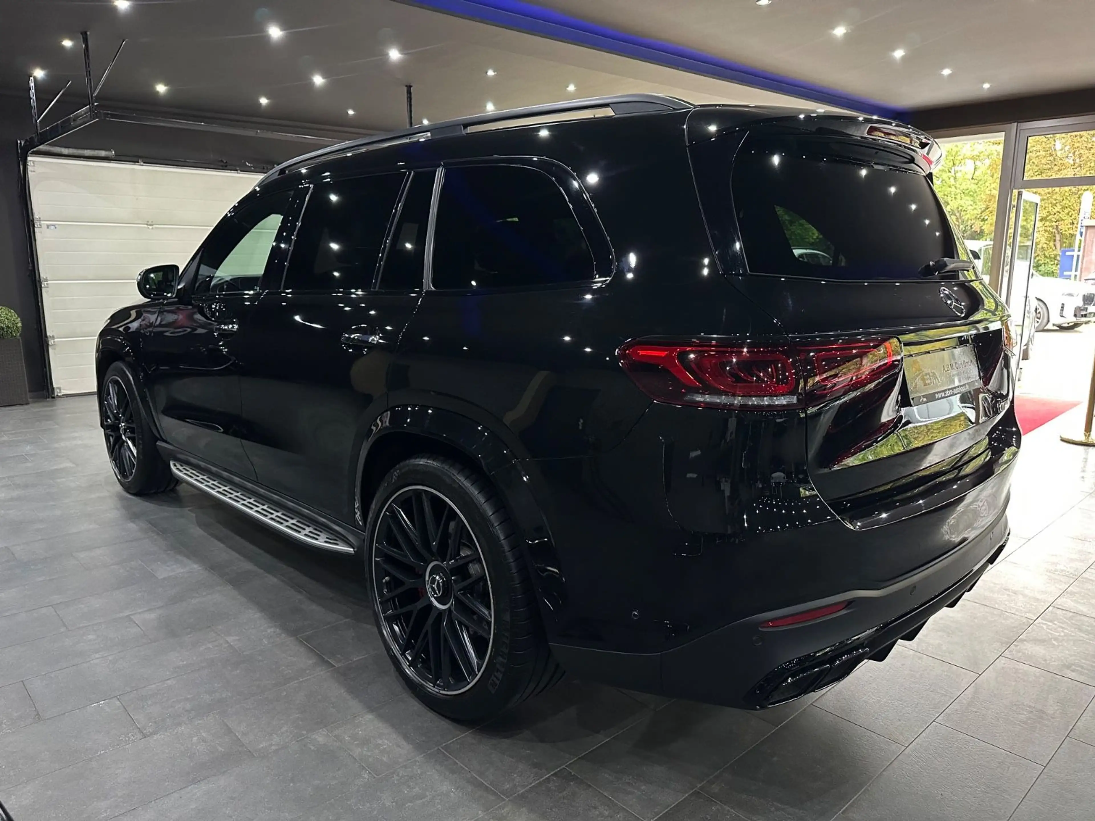 Mercedes-Benz GLS 63 AMG AMG 4Matic+ /Soft-Close /CARBON /TV / 1HA — photo 6