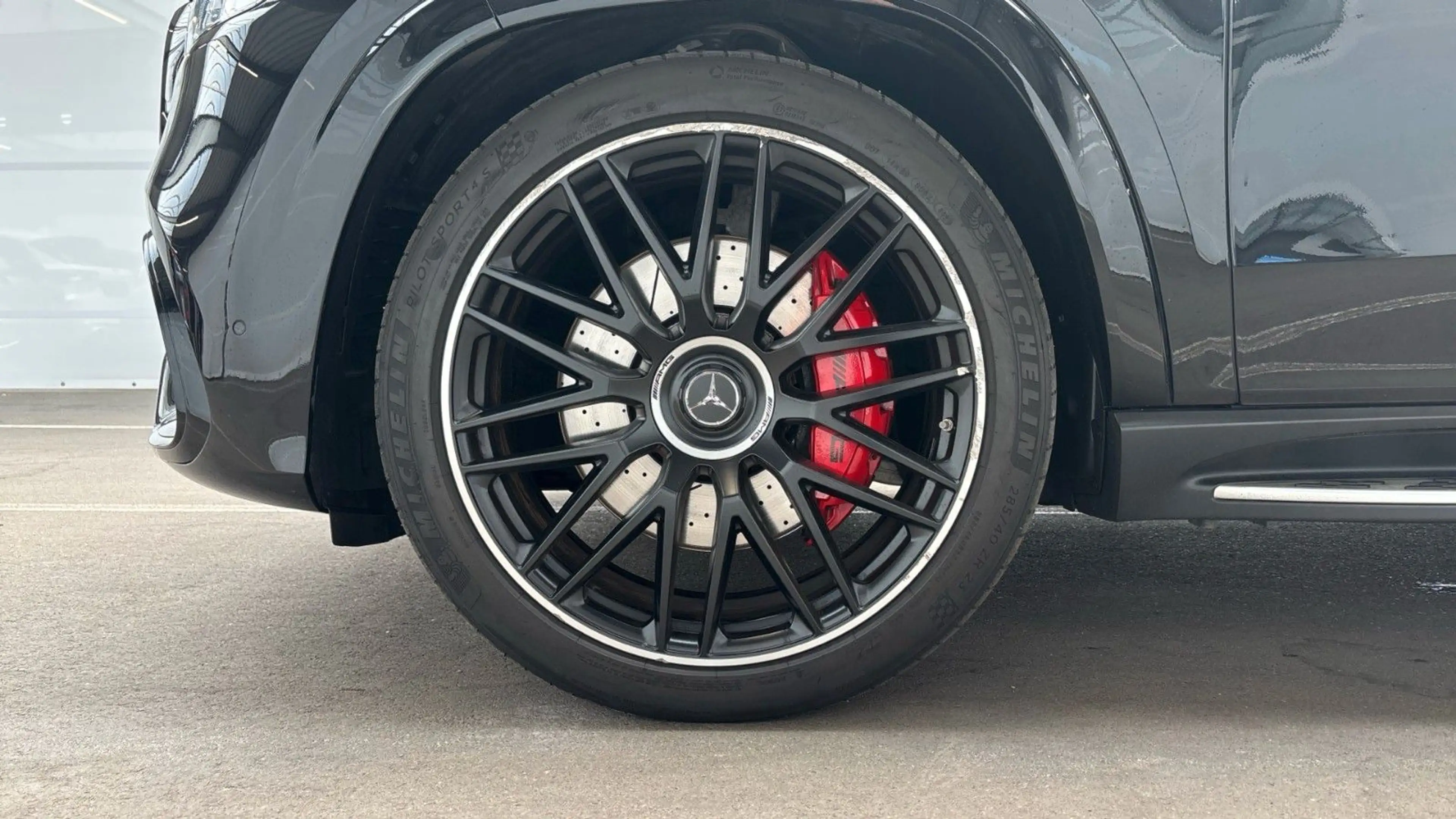 Mercedes-Benz GLS 63 AMG AMG 4Matic+ /Soft-Close /CARBON /TV / 1HA — photo 12