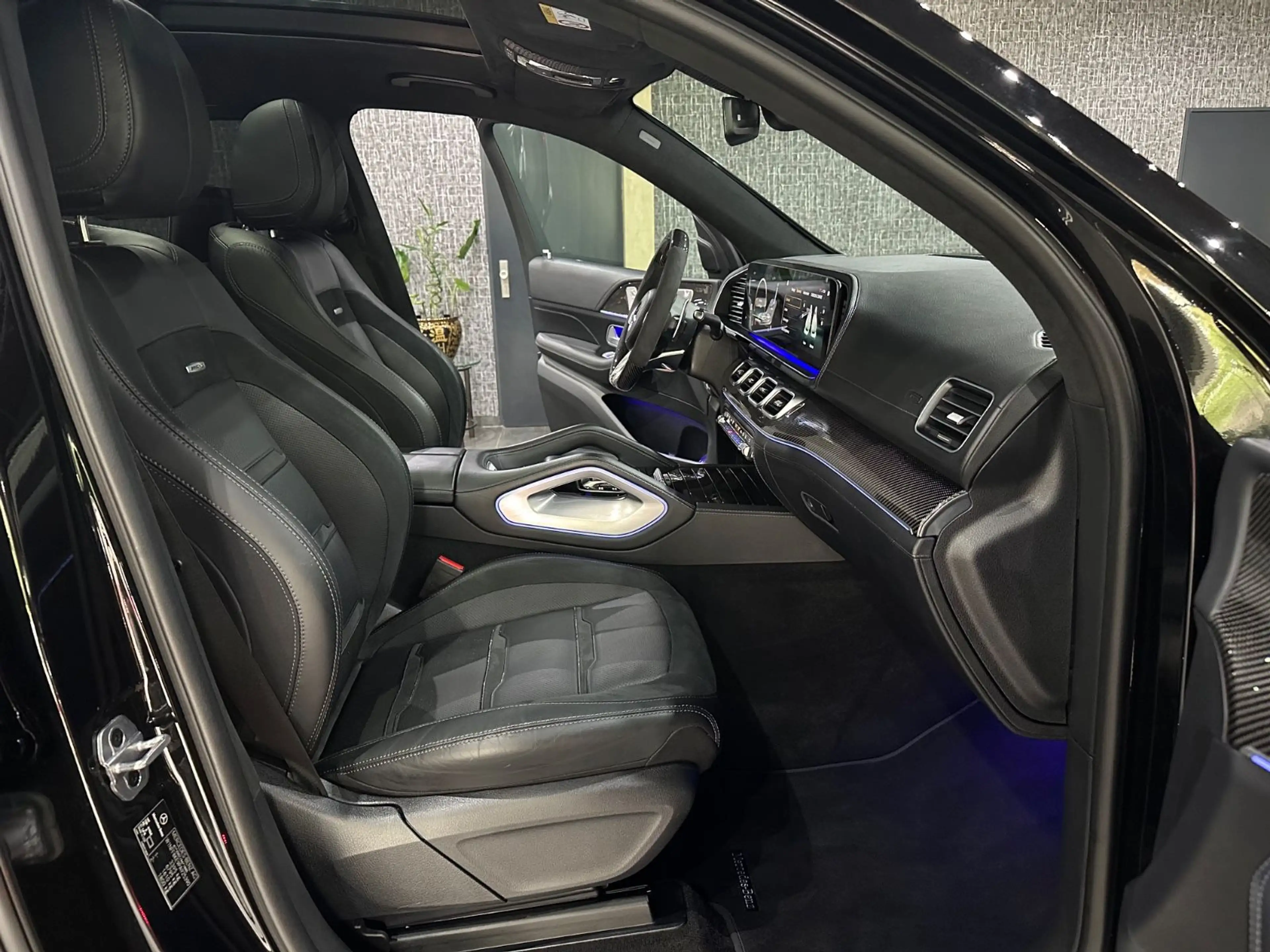 Mercedes-Benz GLS 63 AMG AMG 4Matic+ /Soft-Close /CARBON /TV / 1HA — photo 7