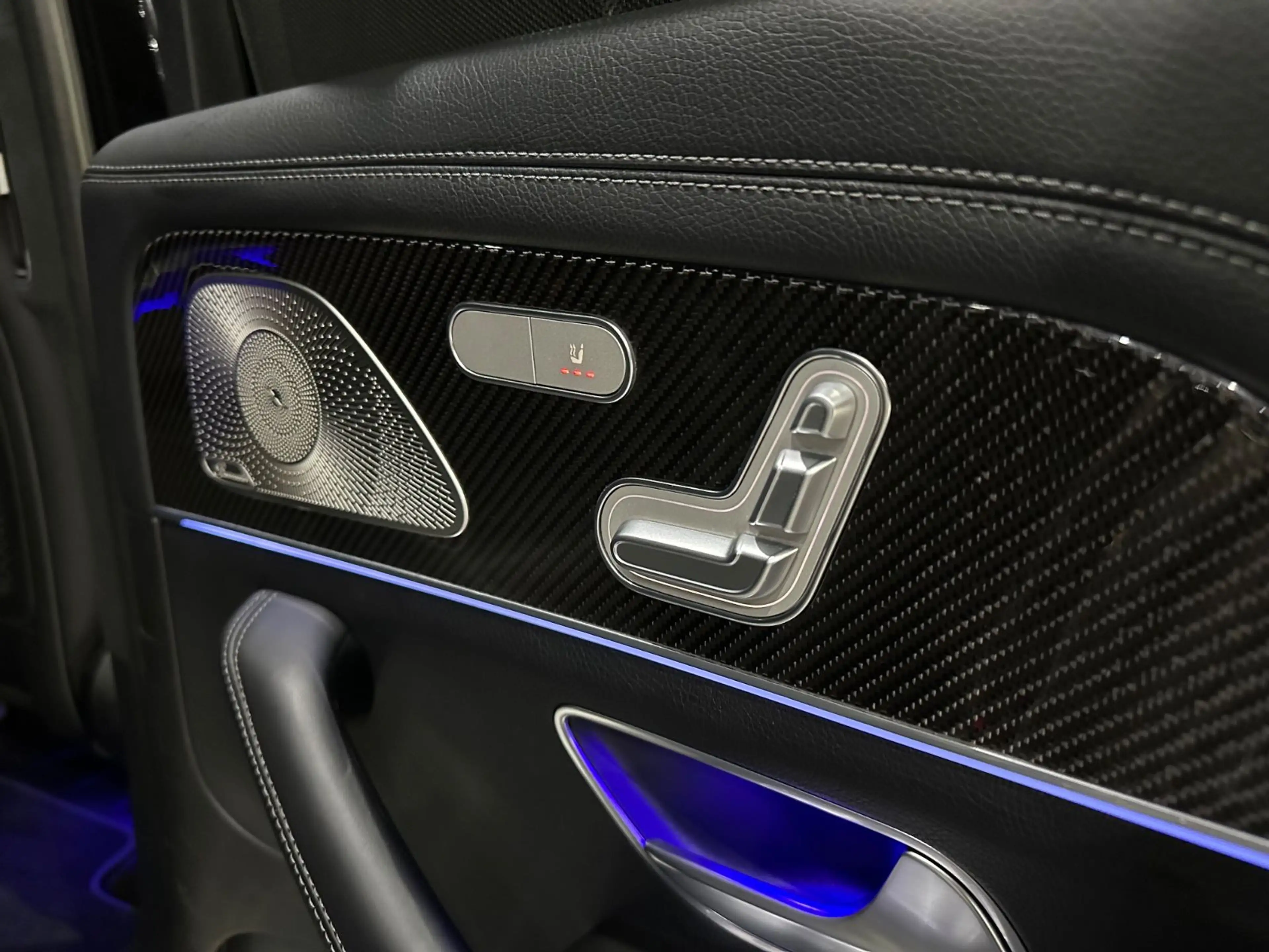 Mercedes-Benz GLS 63 AMG AMG 4Matic+ /Soft-Close /CARBON /TV / 1HA — photo 10