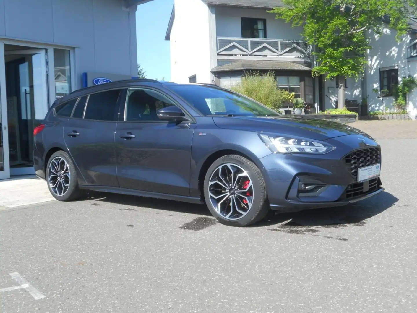 Ford Focus ST-Line X Blau - 1