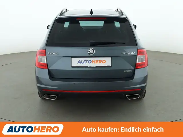 Skoda Octavia view 5