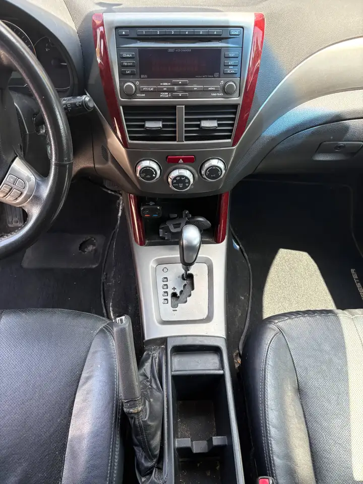 Subaru Forester photo Subaru Forester