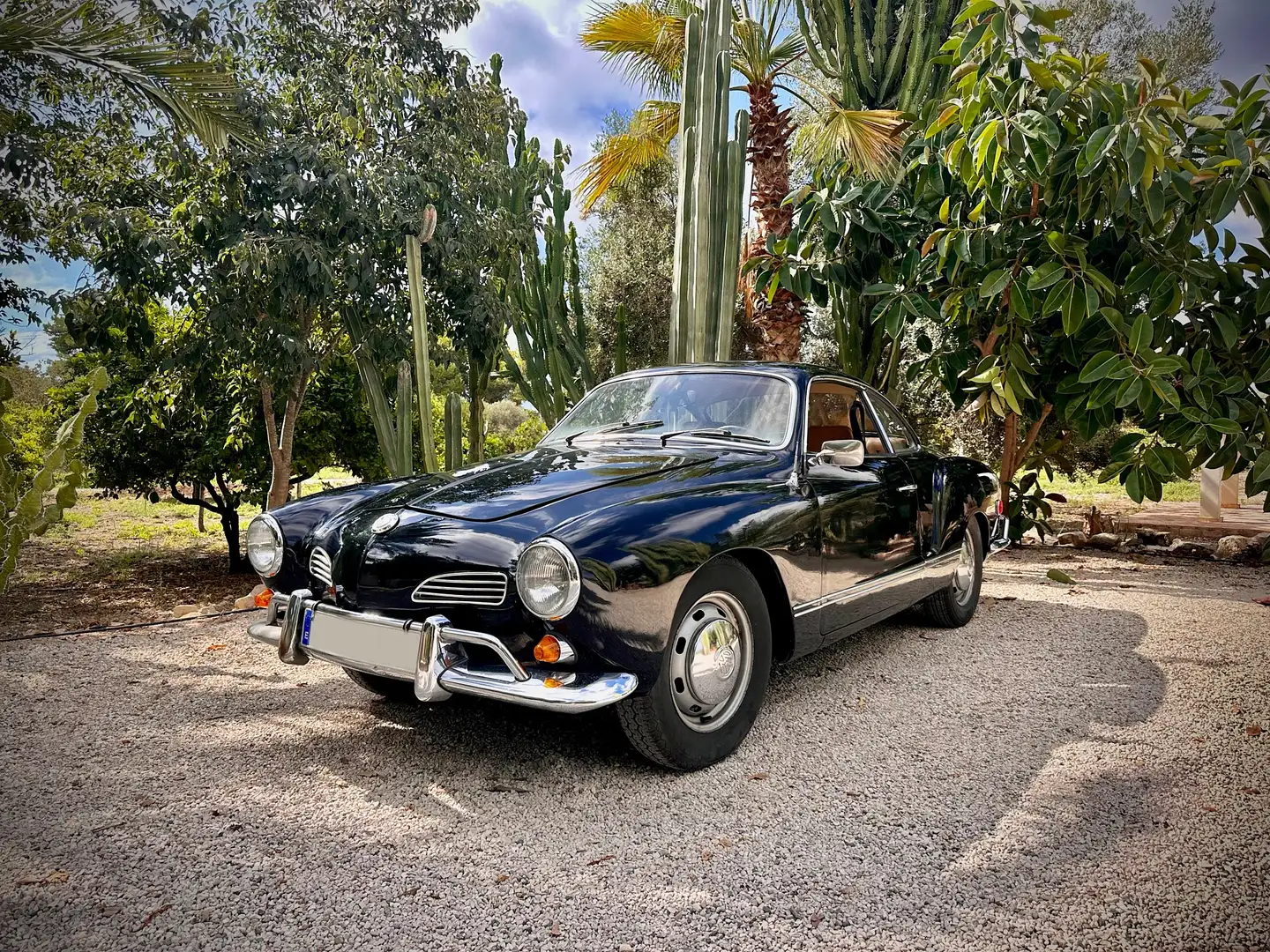 Volkswagen Karmann Ghia Typ 14 Siyah - 1