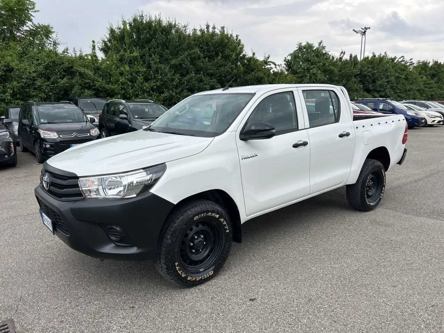 Toyota Hilux 2.4 D-4D 4WD 4 porte Double Cab Comfort Fehér - 1