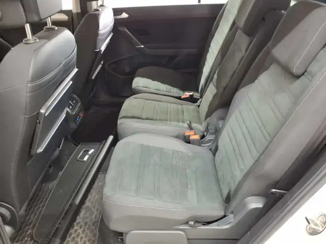 Volkswagen Touran view 13