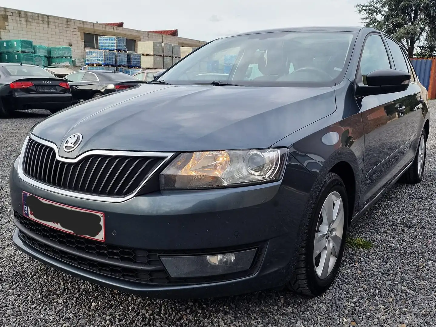 Skoda Rapid/Spaceback 1.6 CR TDI Ambition Gris - 1