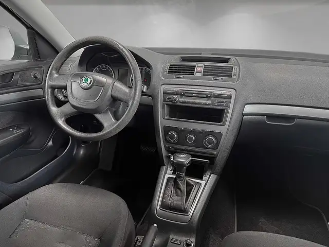 Skoda Octavia view 7