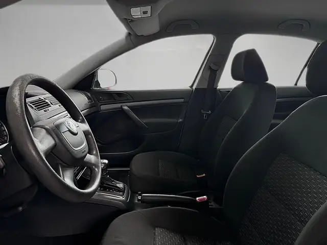 Skoda Octavia view 10