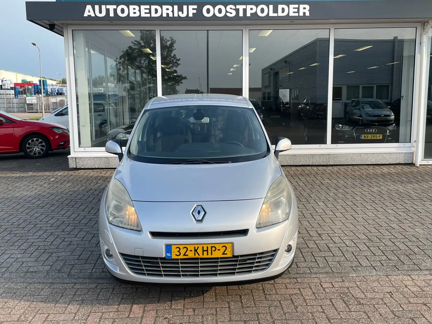 Renault Grand Scenic 1.4 TCe Dynamique 7p. Motor kapot !! Grijs - 2
