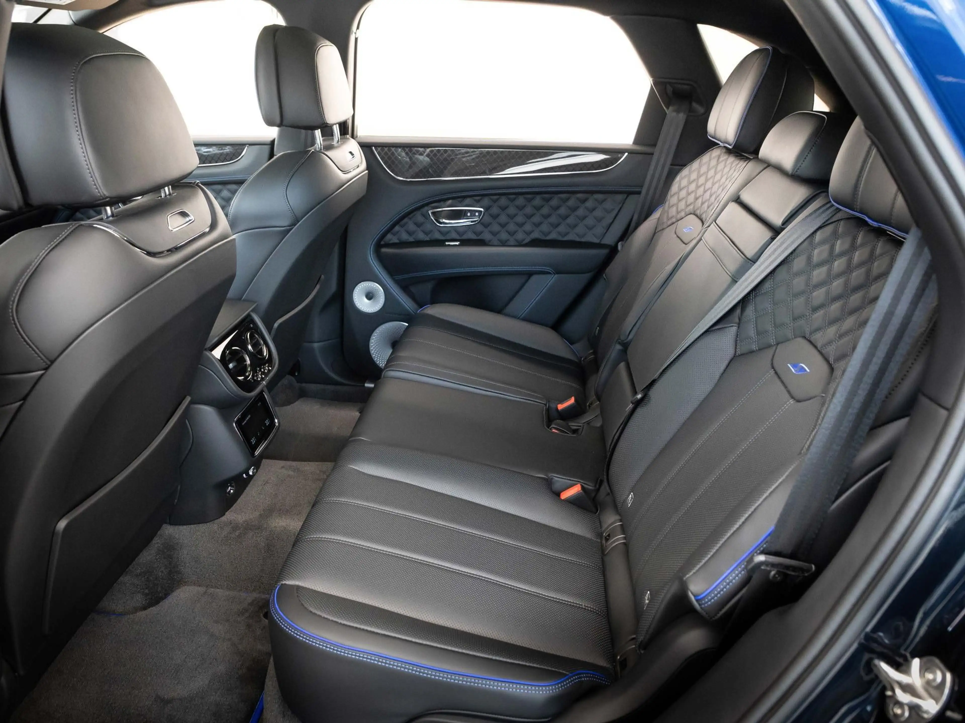 Bentley Bentayga S Black Edition V8 von BENTLEY FRANKFURT — photo 9