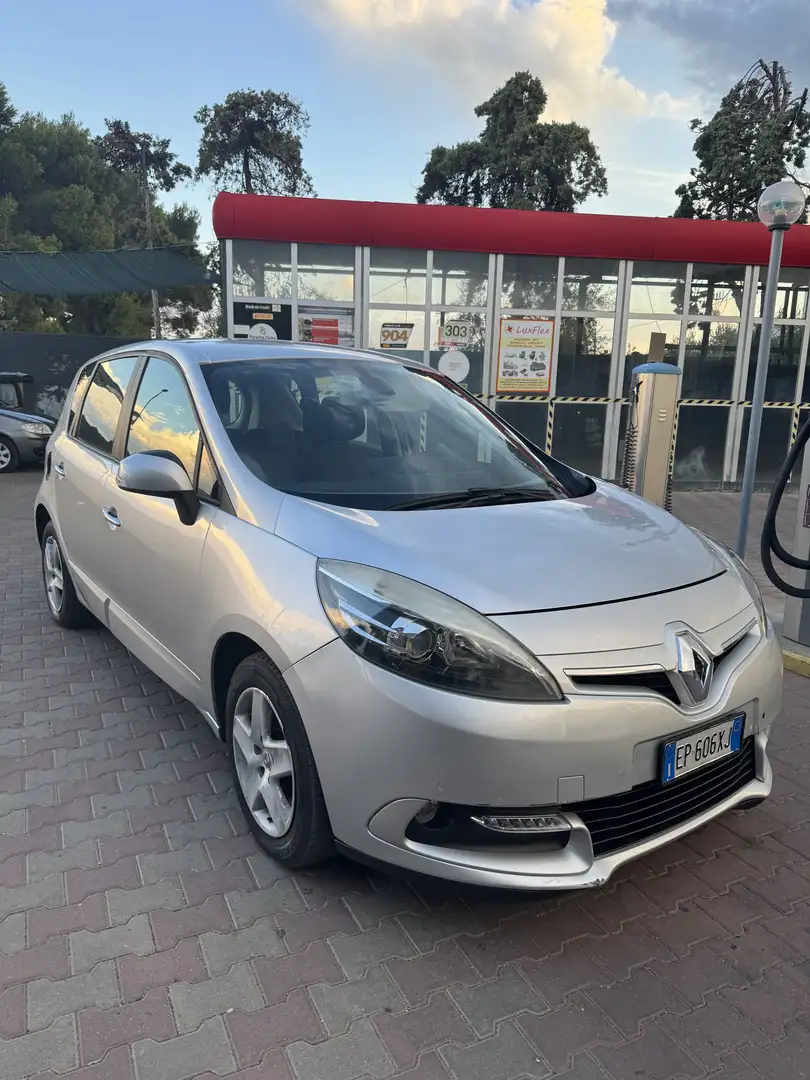 Renault Scenic Scenic Xmod 1.5 dCi 110CV EDV Bose (81 kw) - 1