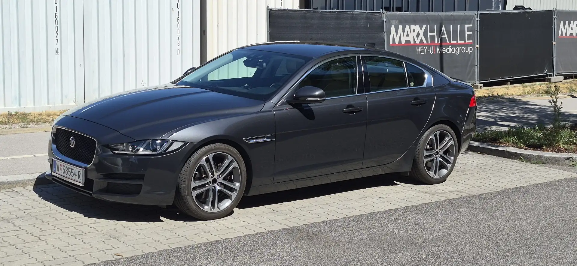 Jaguar XE E-Performance Prestige Aut. - 1