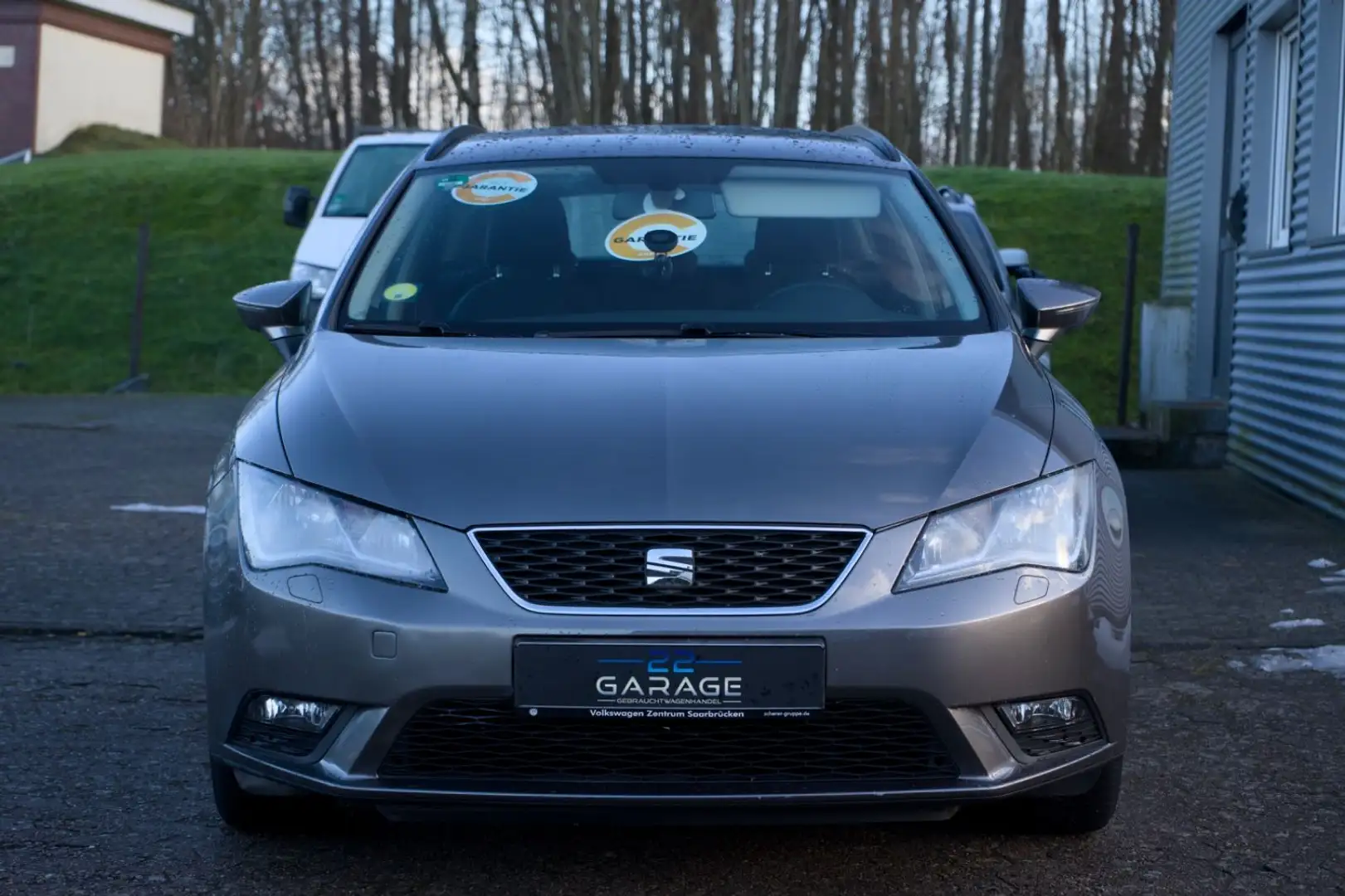SEAT Leon ST Style 1.6 TDI Grau - 2