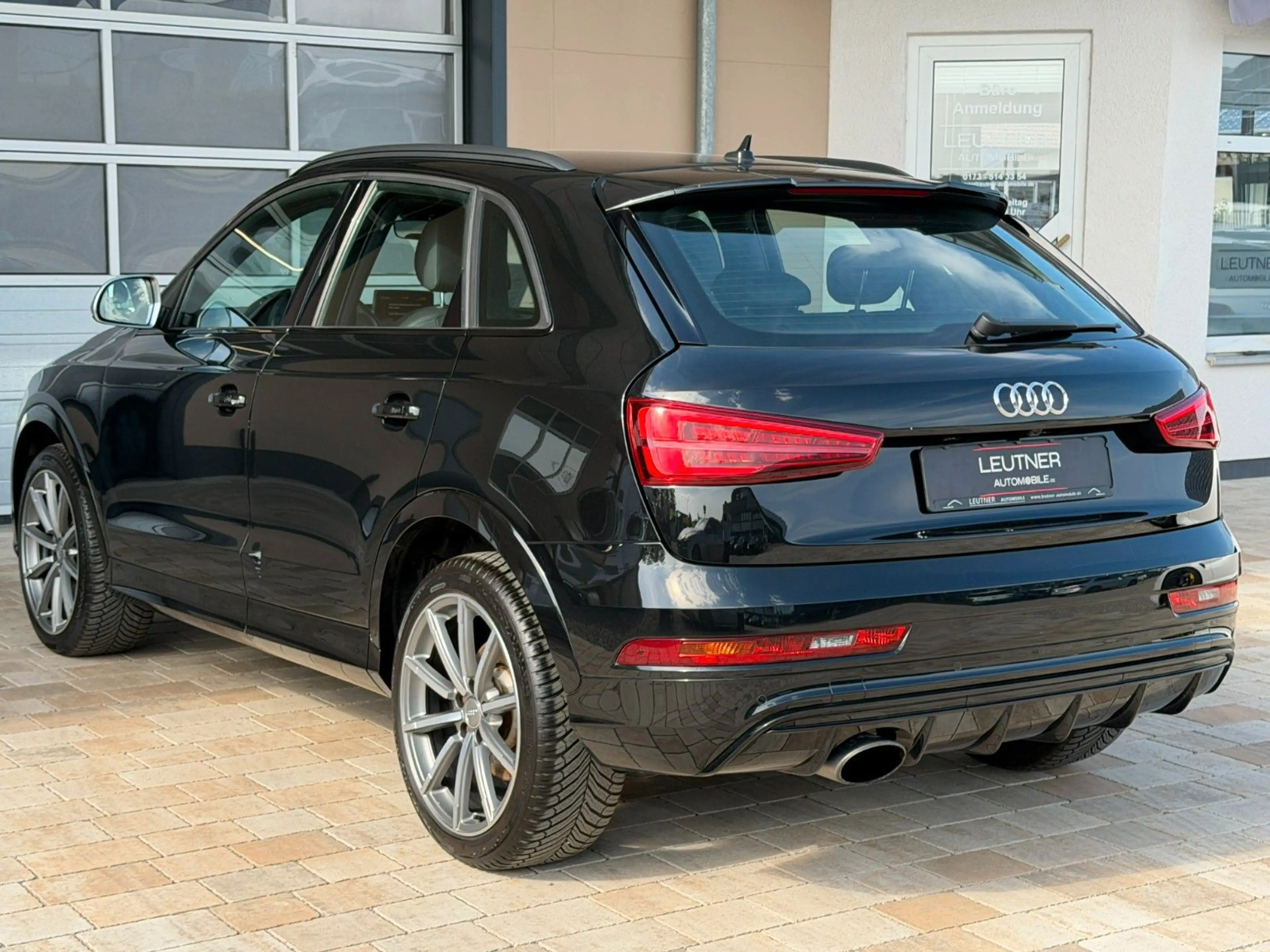 Audi RS Q3 2.5 TFSI S tronic quattro*1.Hand*Audi-Servi — photo 6