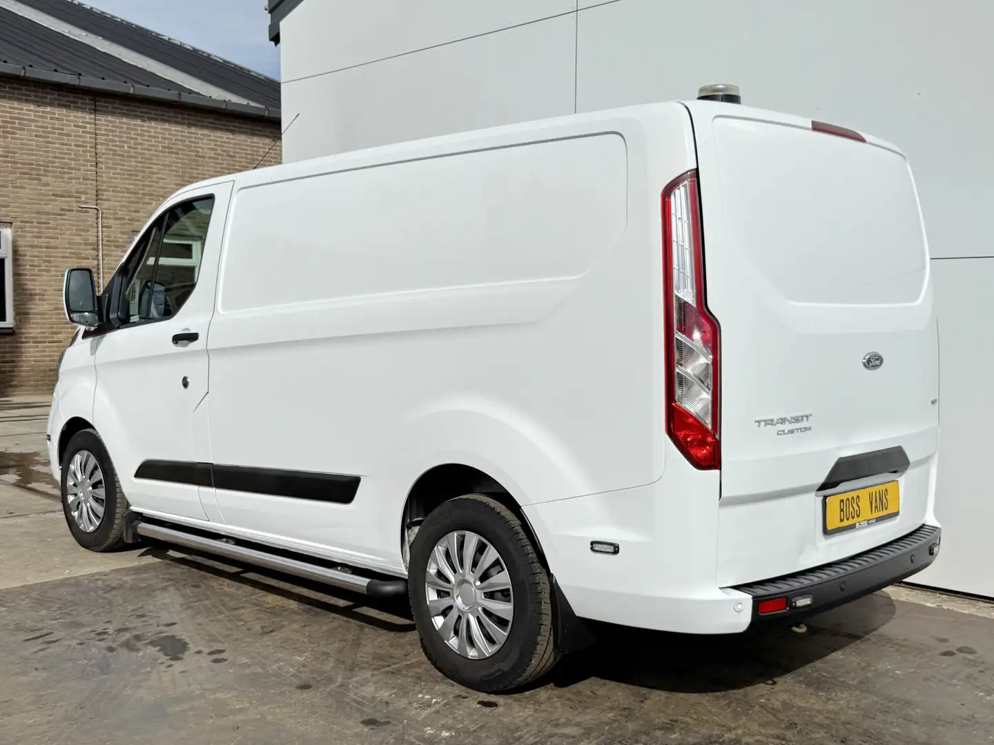 Ford Transit Custom 340 1.0 EcoBoost PHEV 130PK PHEV Benzine Plug In H Wit - 2