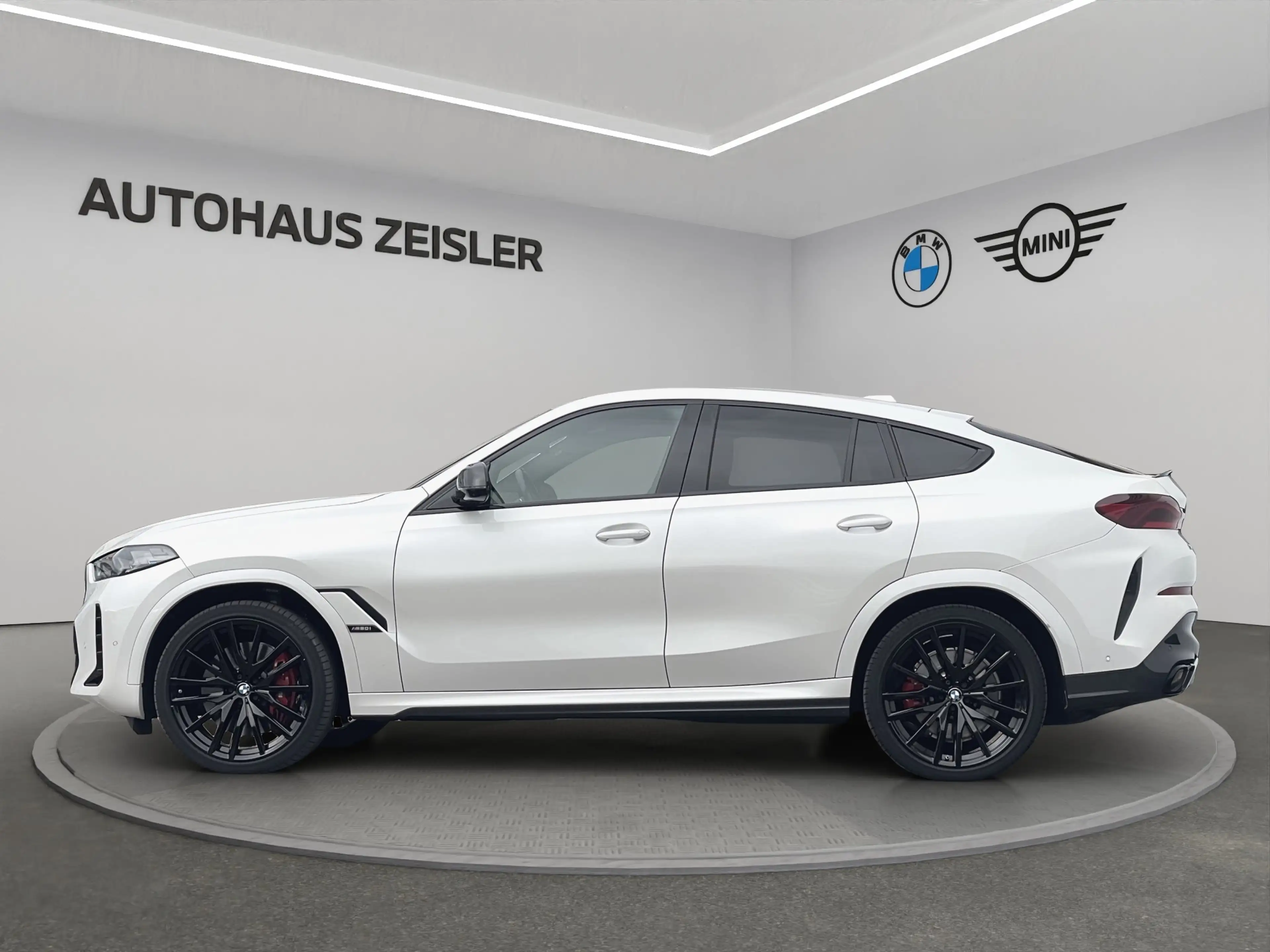 BMW X6 M60i xDrive — photo 4