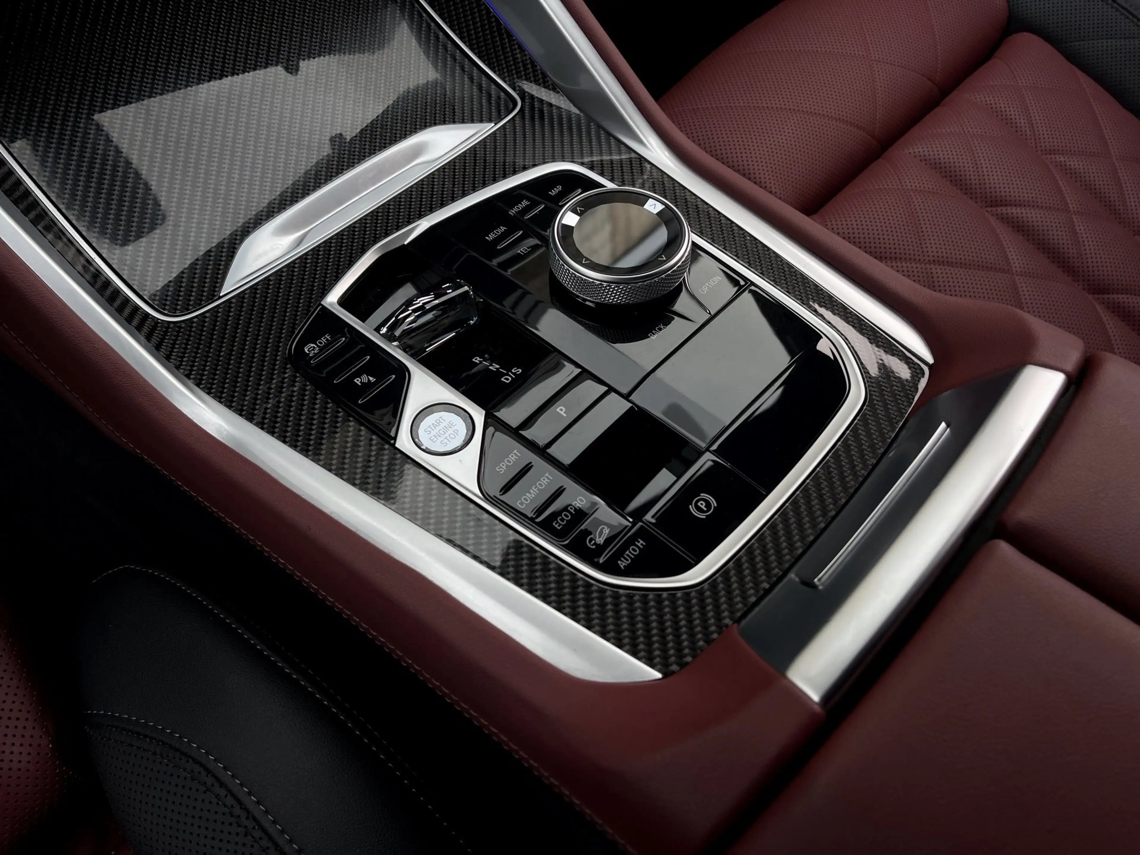 BMW X6 M60i xDrive — photo 10