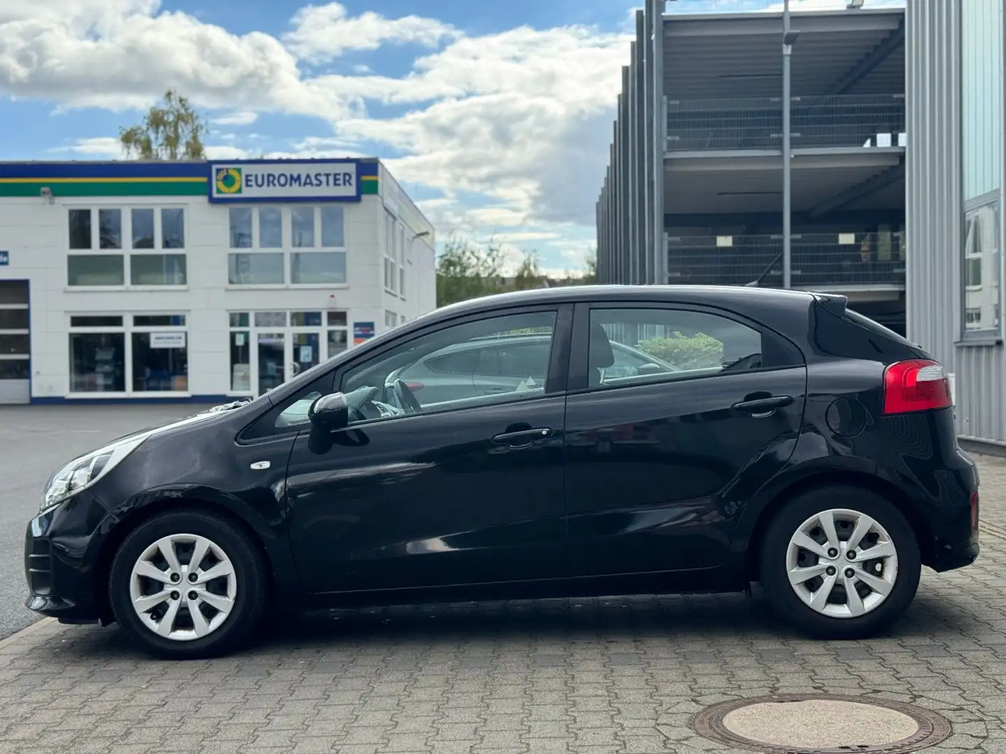 Kia Rio 1.3 Sensation Euro-6 Klima Schwarz - 1