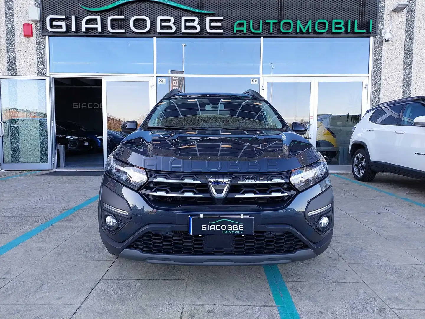 Dacia Jogger TCE Extreme GPL 100cv 5P🔥BONUS € 1000🔥 Grigio - 2