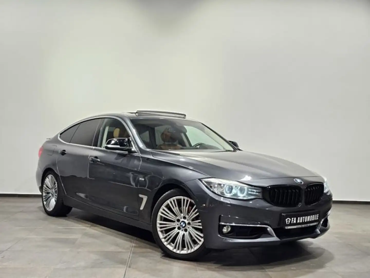 BMW 330 Gran Turismo xDrive Luxury Line Pano Hud 19" Сірий - 2