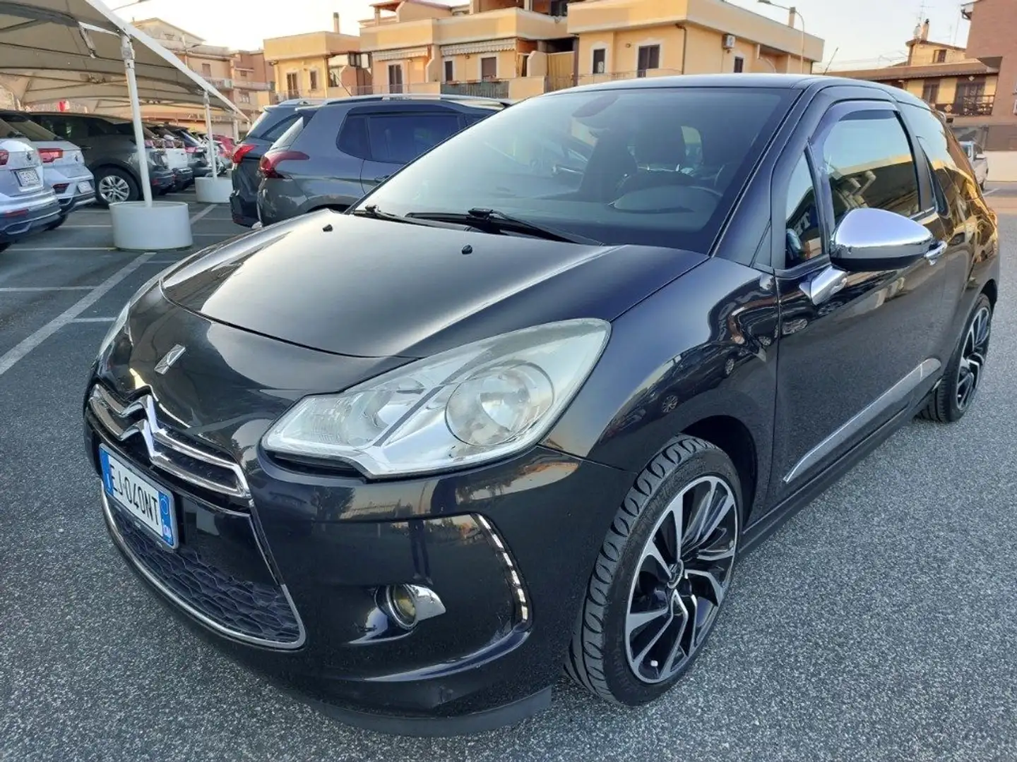 DS Automobiles DS 3 1.4 VTi 95  Black Uniprò Neopatentati Negro - 1