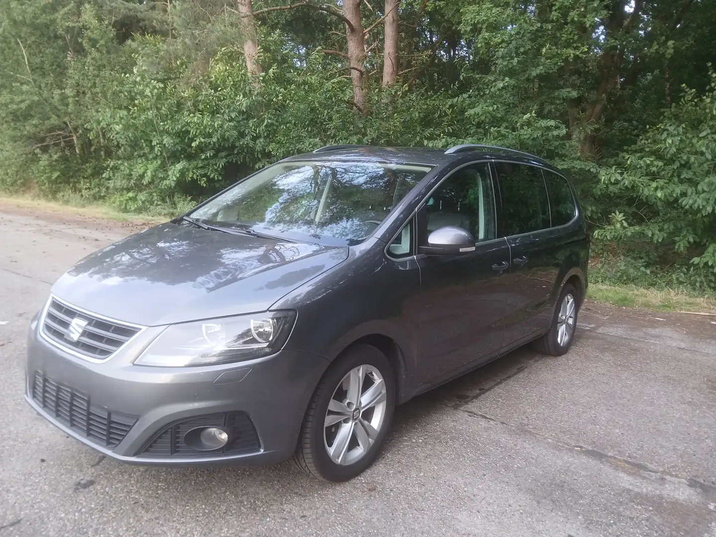 SEAT Alhambra Alhambra 1.4 TSI S Grijs - 1