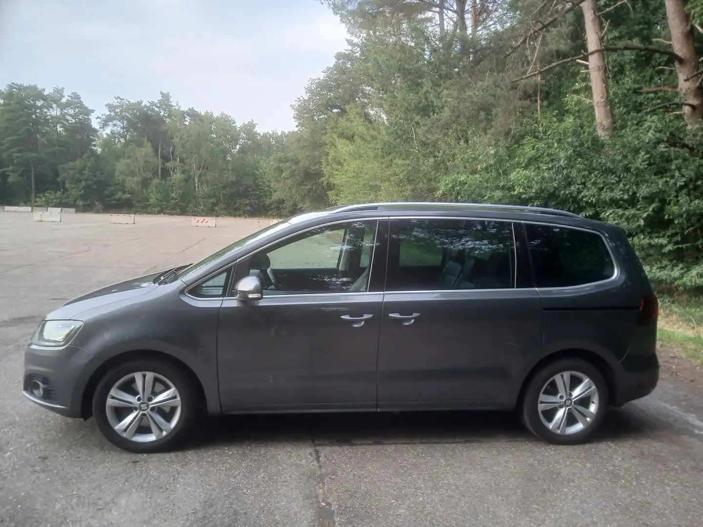SEAT Alhambra Alhambra 1.4 TSI S Grijs - 2