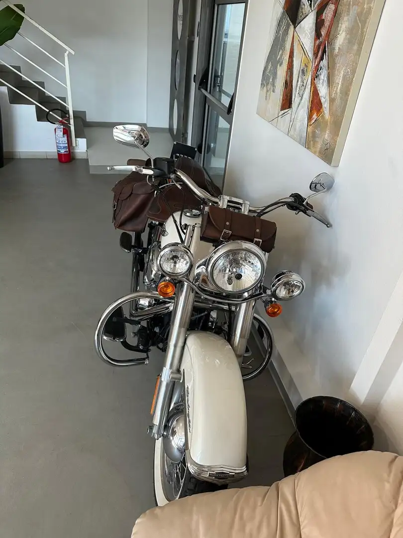 Harley-Davidson Softail de luxe Béžová - 2