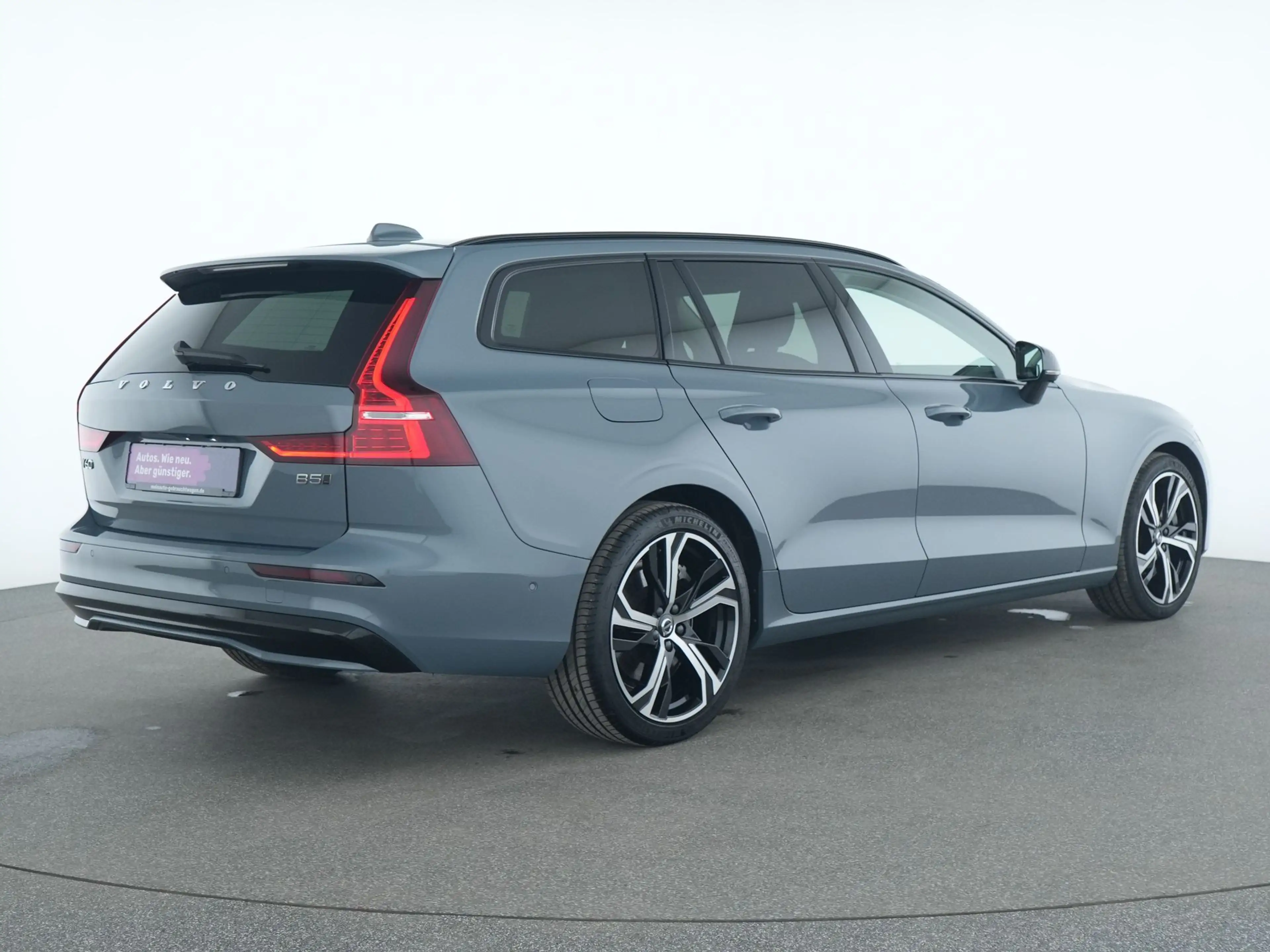 Volvo V60 Plus Dark Leder|AHK|ACC|Kamera|Kessy|SHZ|PDC — photo 6