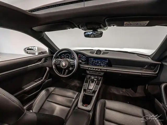 Porsche 911 992 Carrera 4 Coupe PDK *GLASDACH*KEYLESS*ACC* Ansicht 7