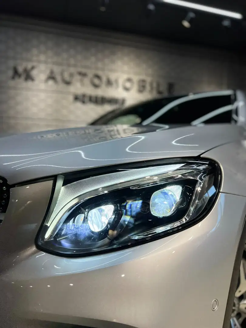 Mercedes-Benz GLC 250 d 4Matic*360*AMG LINE*HUD*SITZHEIZUNG*LEDER*ISOFIX Silber - 2