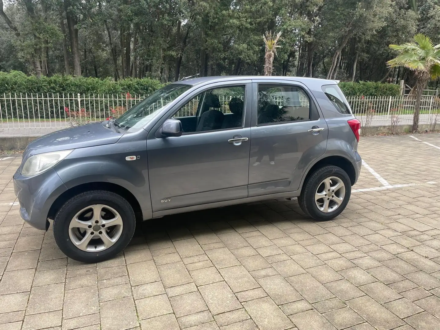 Daihatsu Terios Terios 1.5 CX UNICOPROPRIETARIO Grigio - 1