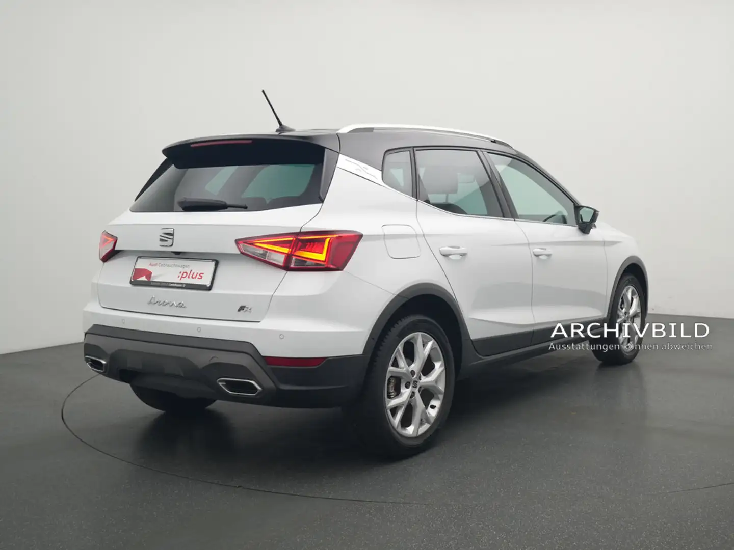 SEAT Arona DSG LED KAM PDC NAVI VIRT Schwarz - 2