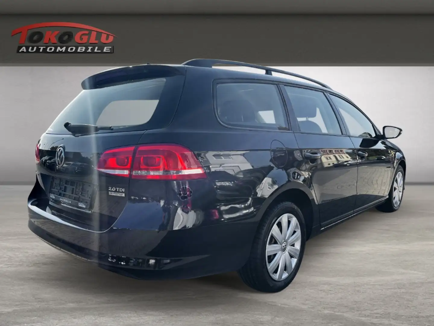 Volkswagen Passat Variant BlueMotion 2.0 TDI BMT Navi Klimaautom Tem Noir - 2
