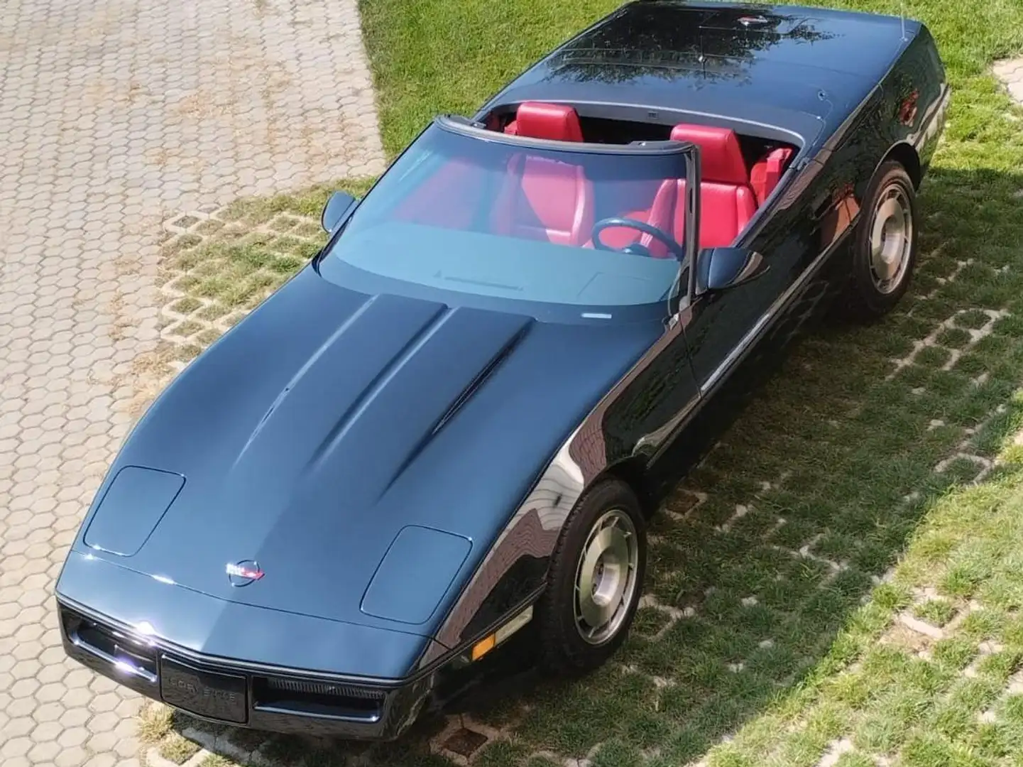 Corvette C4 CONVERTIBLE Černá - 2