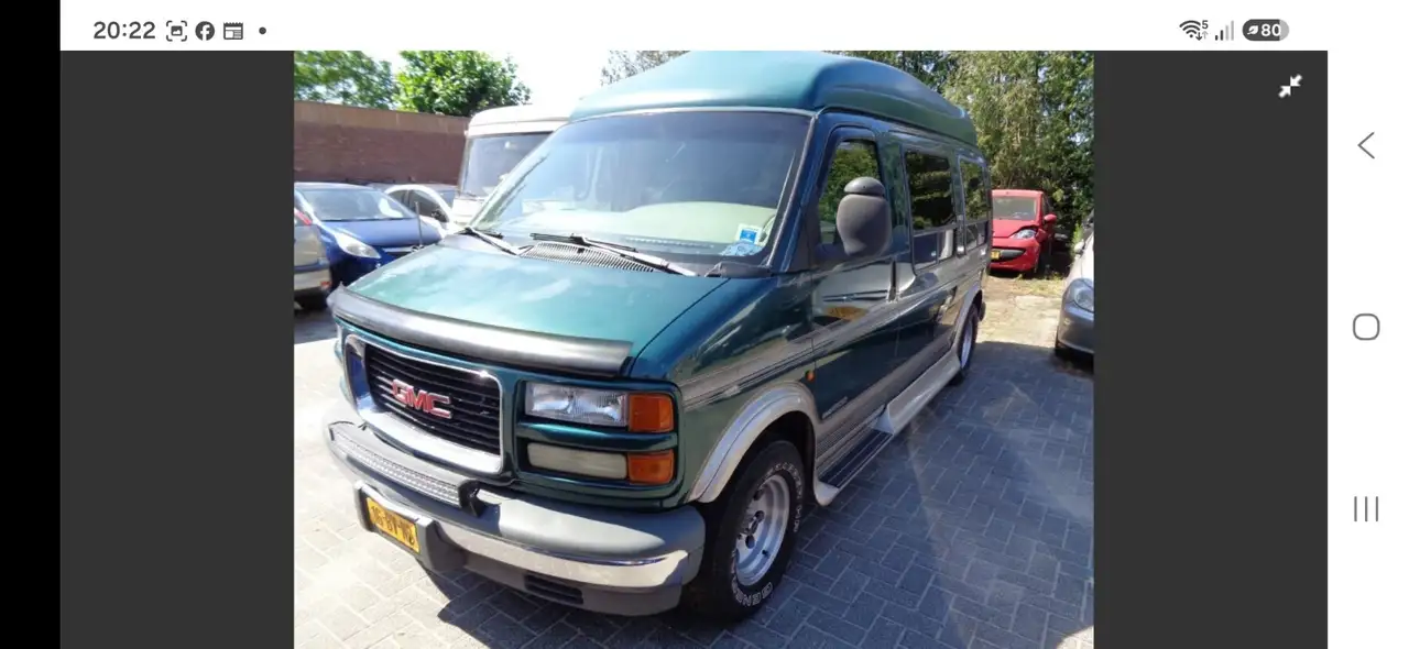 gmc-midas savana met motorschade (gat in carter), foto 2