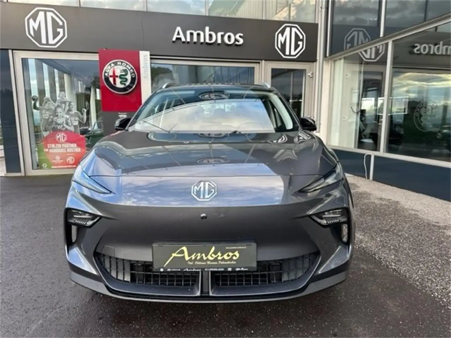 MG MGS5 EV Luxury 64 kWh Longe Range - LAGERND Grau - 2