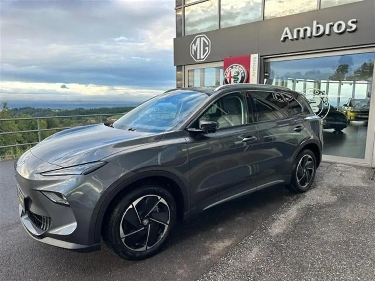 MG MGS5 EV Luxury 64 kWh Longe Range - LAGERND Grau - 1