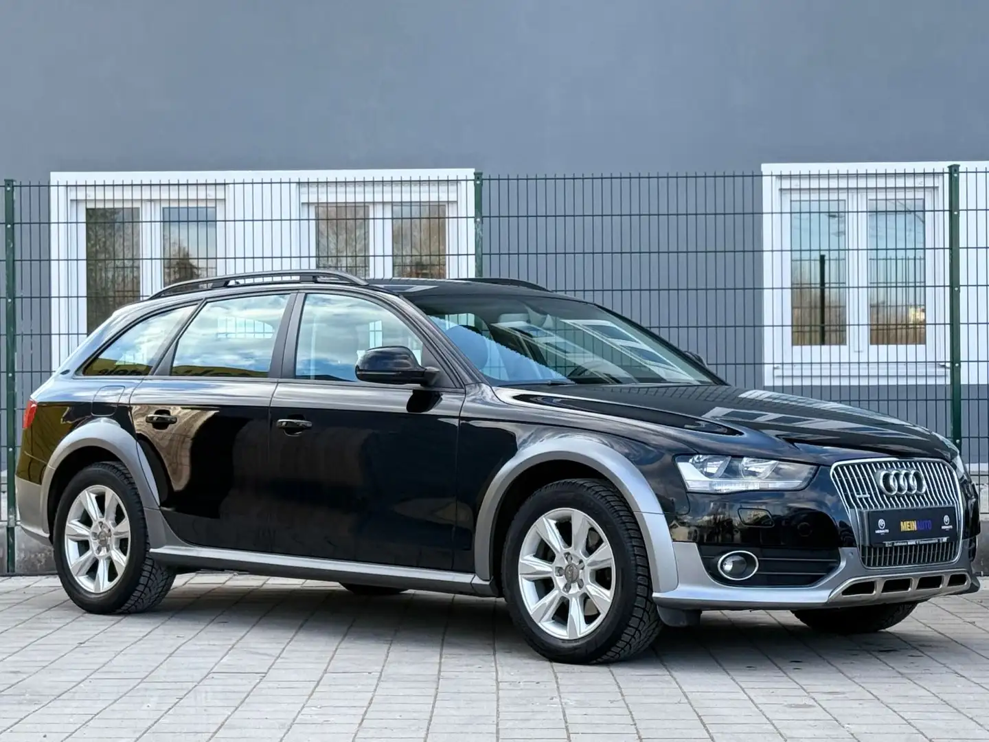 Audi A4 allroad quattro 2.0 TDI clean diesel Fekete - 2