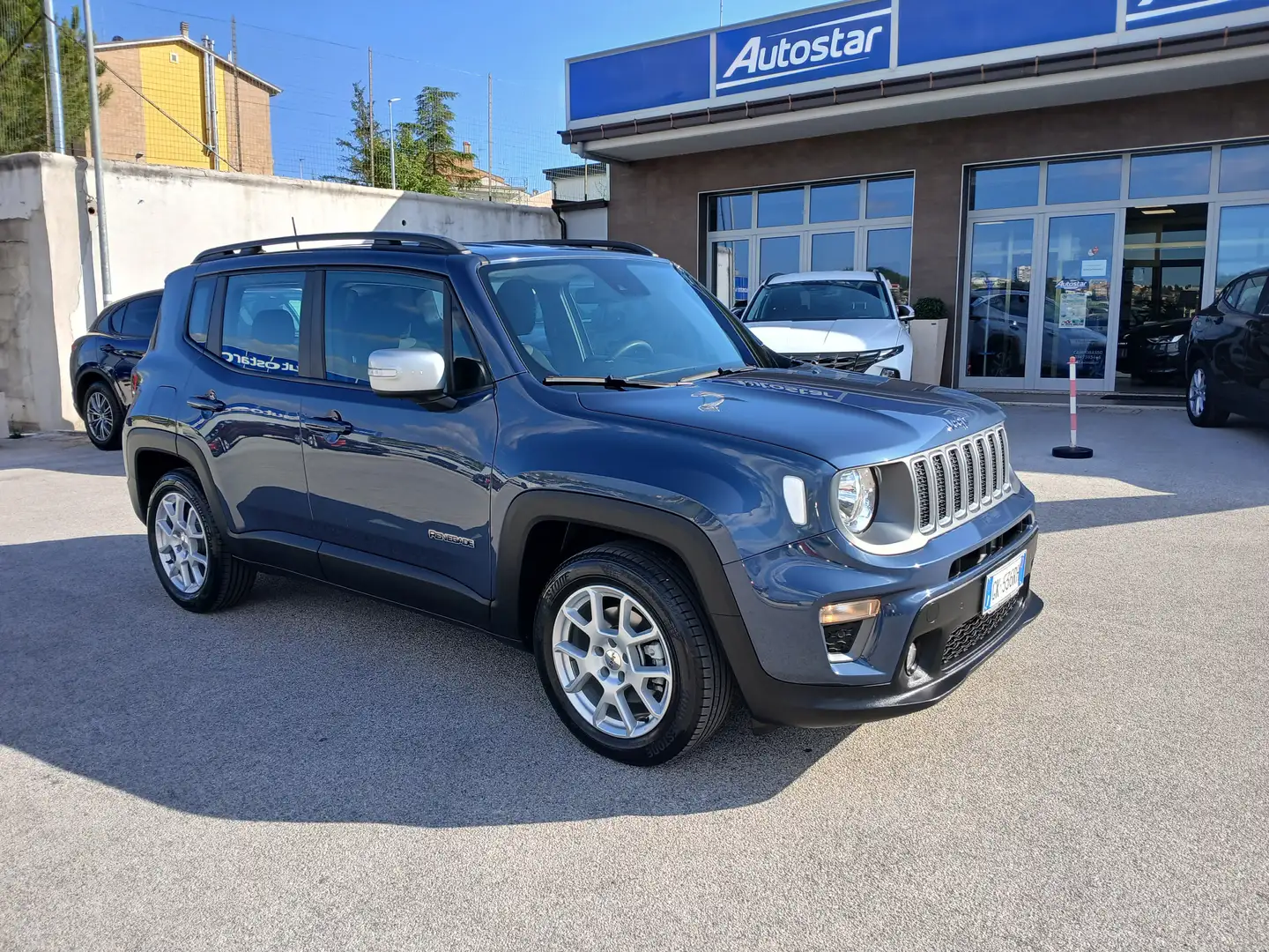 Jeep Renegade RENEGADE 1.5 TURBO T4 MHEV LIMITED 130CV DCT 2022 Blauw - 2