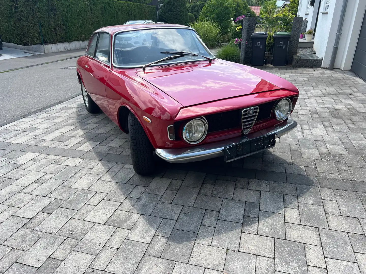 Alfa Romeo GTA Czerwony - 1