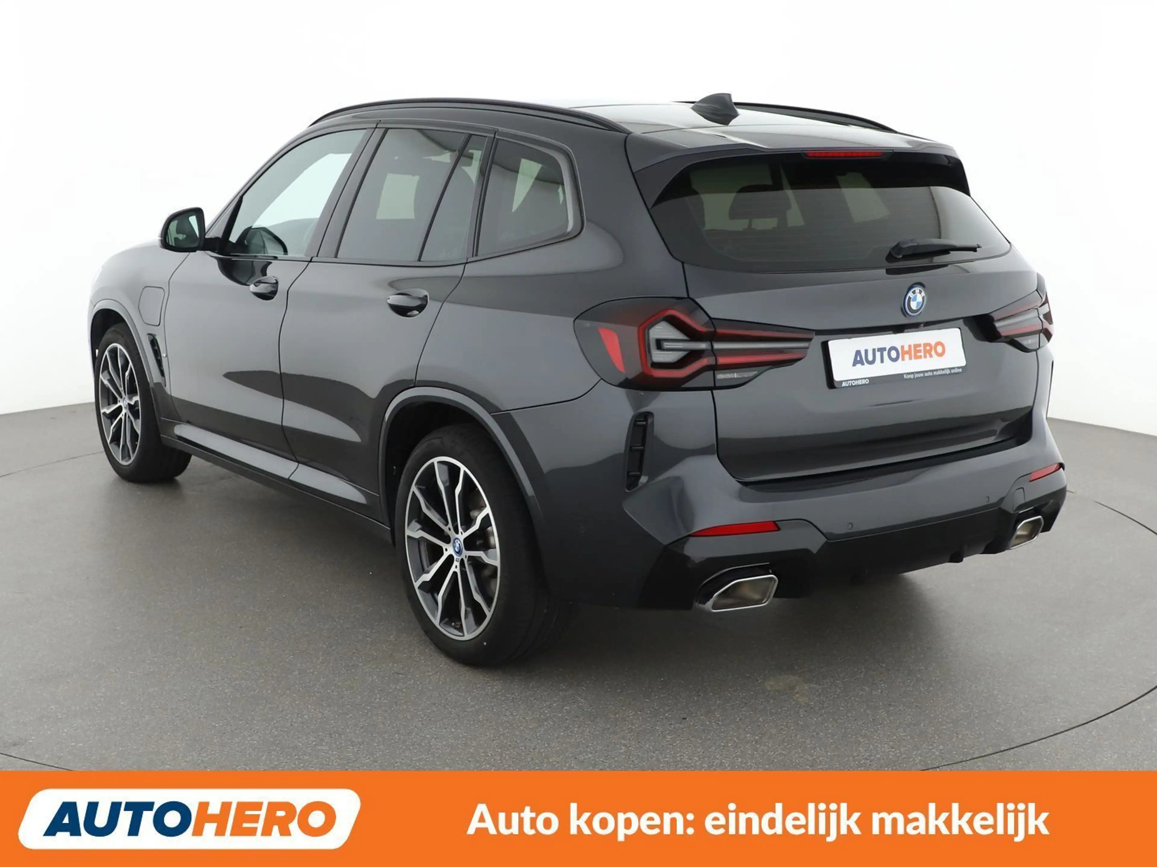 BMW X3 xDrive 30e M Sport — photo 4